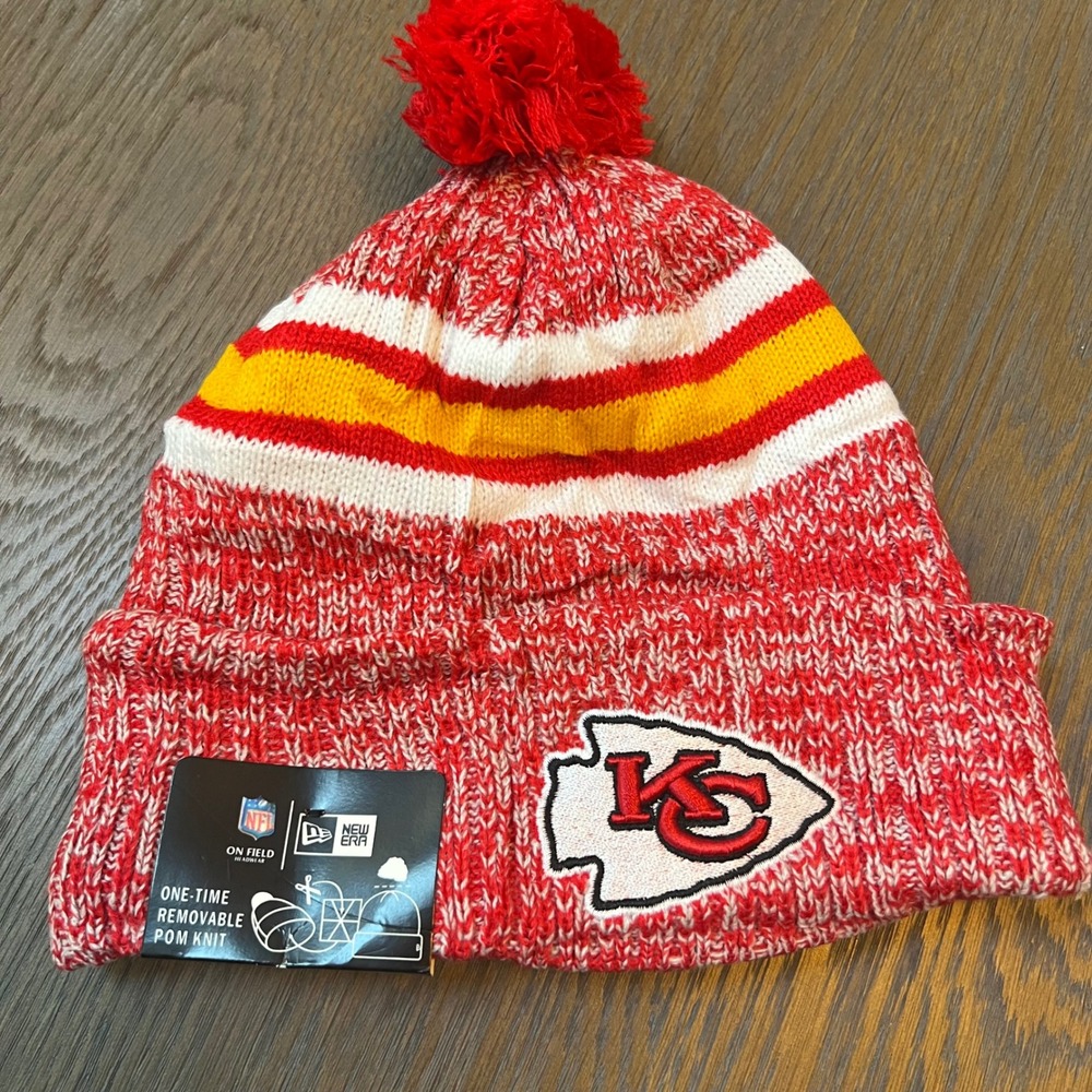 Kansas City Chiefs NFL‎ New Era On Field Knit Hat Pom Beanie